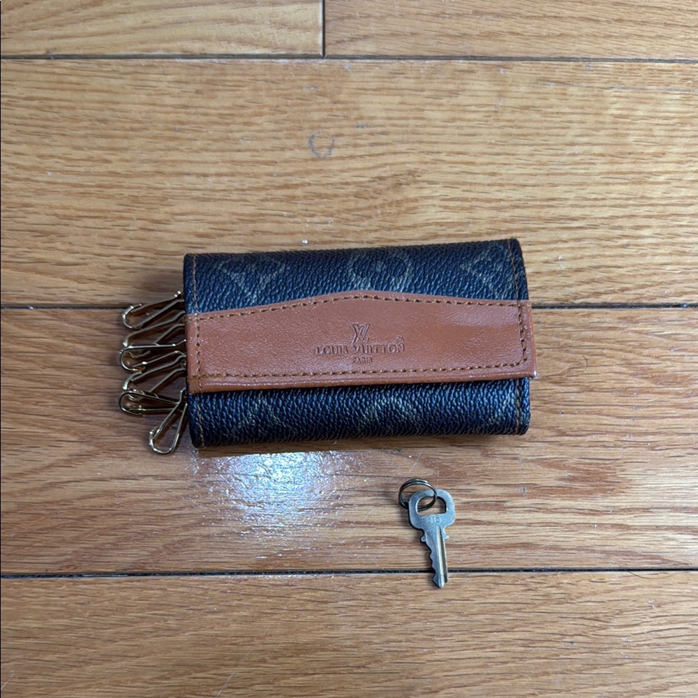 LV Key Holder